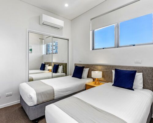 mooloolaba-resort-accommodation-room-805-(9)
